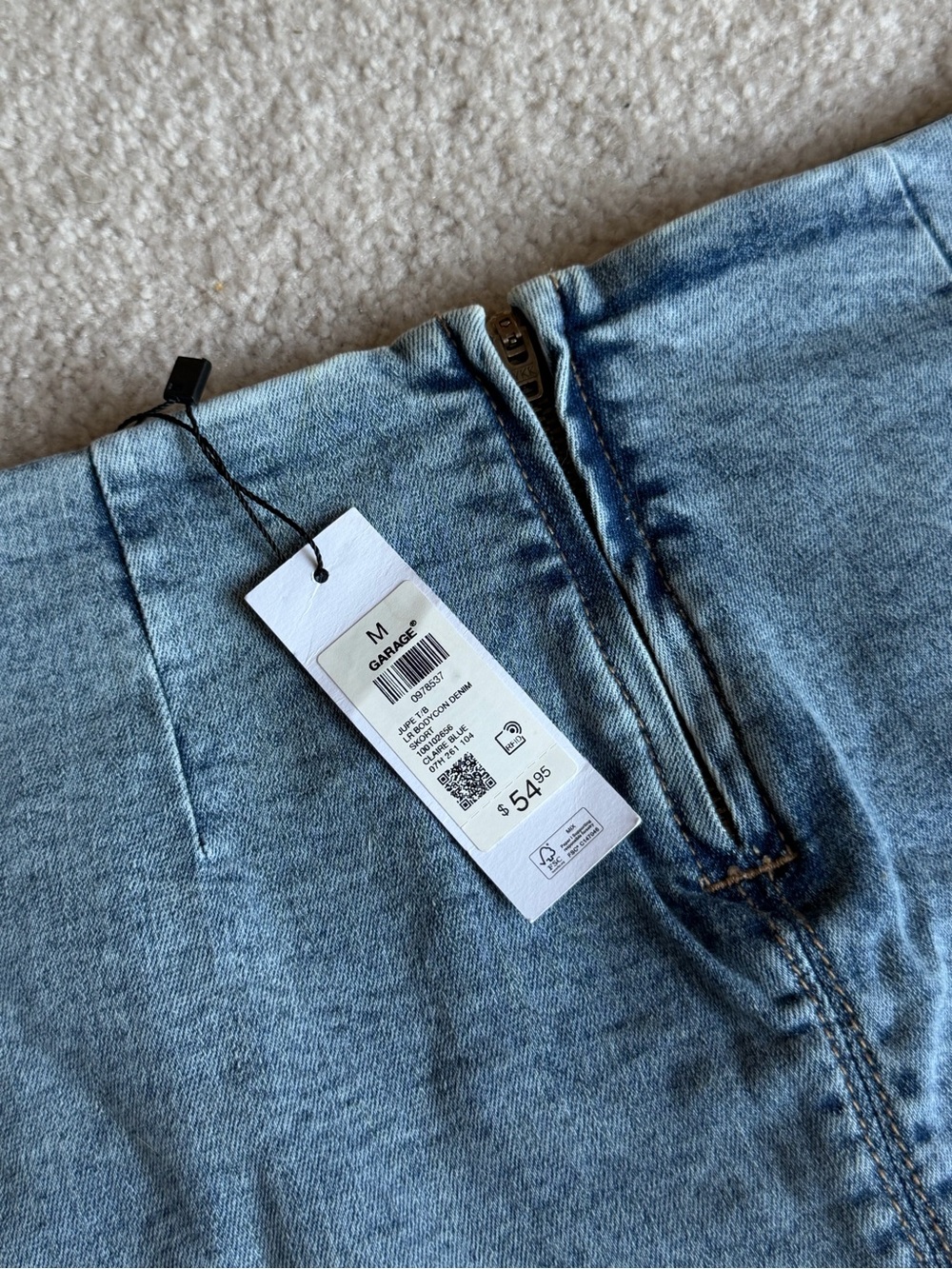 NWT Garage Low Rise Bodycon Denim Skort Claire Blue M - Picture 4 of 9